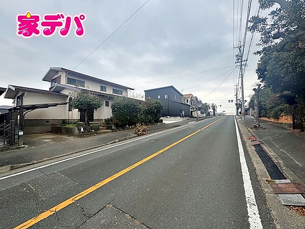 資料のご請求も迅速に対応させていただきます。住宅ローンのご相談もお気軽にお問い合わせください。