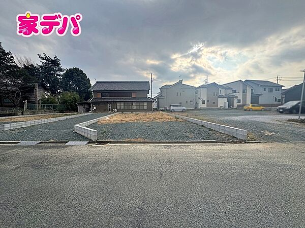 資料のご請求も迅速に対応させていただきます。住宅ローンのご相談もお気軽にお問い合わせください。