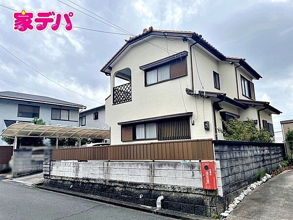 東三河環状線に出やすく多方面の移動に便利です。