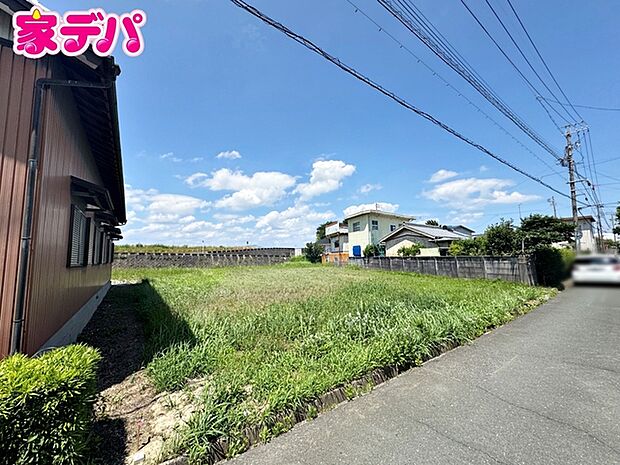 住宅ローンにご不安のあるお客様も、まずはお気軽にご相談下さい。お客様に最適な資金計画と金融機関をご案内いたします。