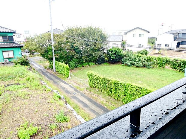 つい深呼吸をしたくなる気持ちの良い眺望はこのお部屋の自慢です！  