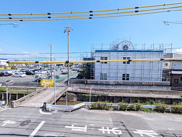 閑静な街並みの眺めは、心も体も落ち着きますね。