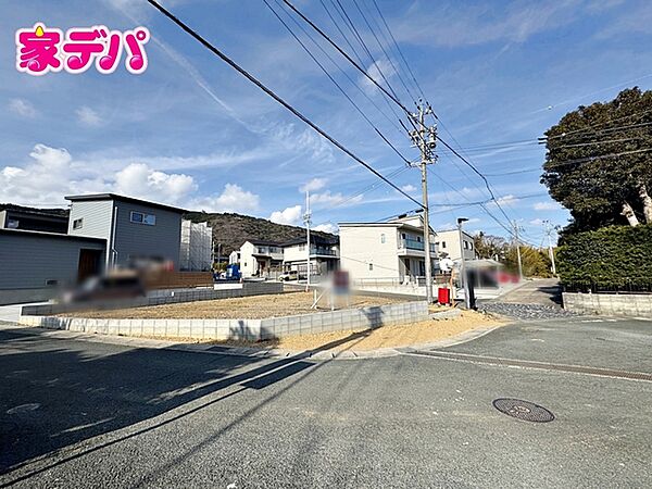 前面道路：南東側