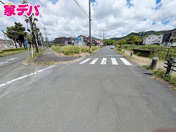 前面道路：南側公道
