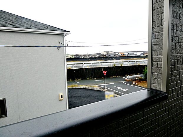 閑静な街並みの眺めは、心も体も落ち着きますね。  