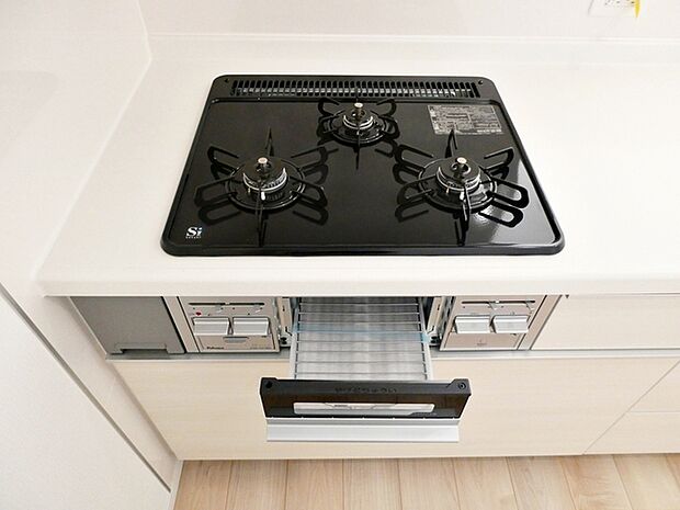 【ガスコンロ】お料理はかどる三口ガスコンロ！  