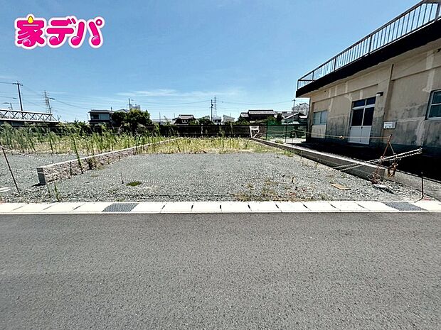 【1号棟】建築予定地です! ・長期優良住宅 ・5LDK ・LDK16帖、隣接洋室4.5帖 ・全居室収納完備 ・2面バルコニー ・並列駐車場3台可