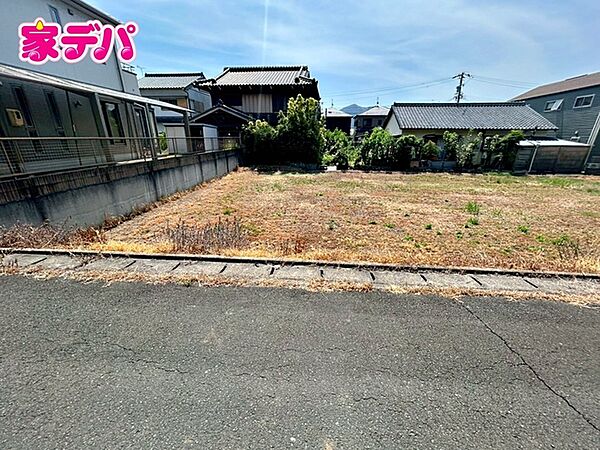 資料のご請求も迅速に対応させていただきます。住宅ローンのご相談もお気軽にお問い合わせください。