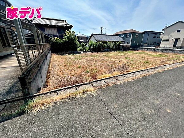 知識豊富なスタッフが各種オプションや住宅ローンのご相談にご対応致します。