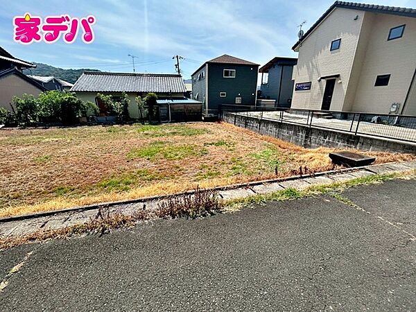 地域に密着した不動産販売でお客様のニーズに、経験豊富なスタッフが柔軟に対応させていただきます。