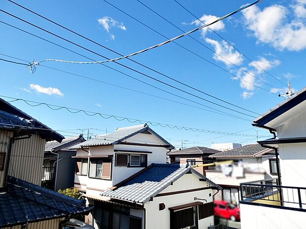閑静な街並みの眺めは、心も体も落ち着きますね。