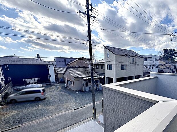 閑静な街並みの眺めは、心も体も落ち着きますね。
