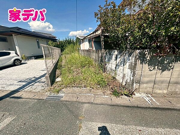 国道1号線至近で交通利便性も高く、通勤・通学に便利です。