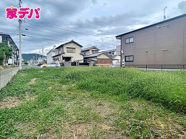 住宅ローンにご不安のあるお客様も、まずはお気軽にご相談下さい。お客様に最適な資金計画と金融機関をご案内いたします。