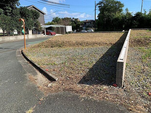 建築予定地です。ご見学希望のお客様につきましては同型同仕様の物件にご案内いたします