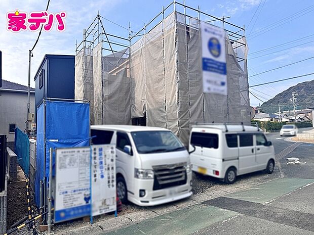 住宅ローンにご不安のあるお客様も、まずはお気軽にご相談下さい。お客様に最適な資金計画と金融機関をご案内いたします。