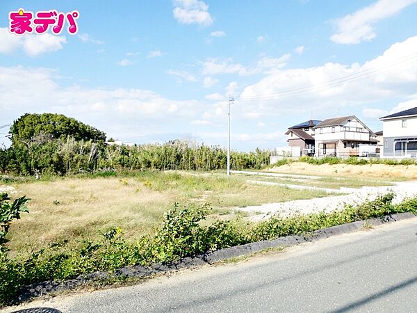 地域に密着した不動産販売でお客様のニーズに、経験豊富なスタッフが柔軟に対応させていただきます。