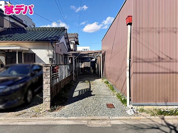 地域に密着した不動産販売でお客様のニーズに、経験豊富なスタッフが柔軟に対応させていただきます。
