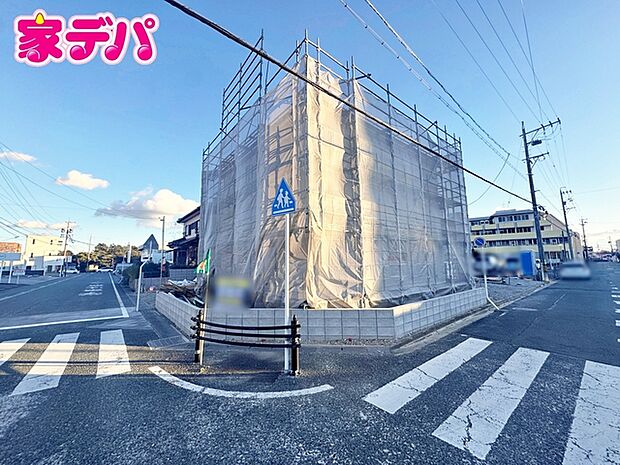 上棟しました。ご見学希望のお客様につきましては同型同仕様の物件にご案内いたします