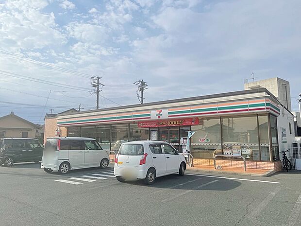 セブンイレブン田原本町店（280m）
