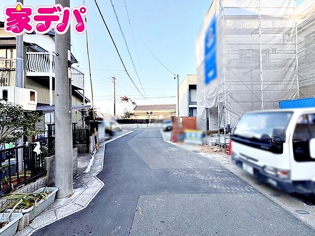 前面道路：西側約5ｍ幅