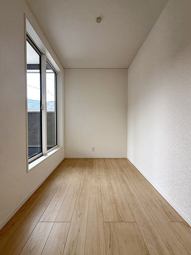 【ファミリークローク】 家事の負担が減るファミリークローク！1箇所にまとめて収納できるから部屋も散らかりにくい 