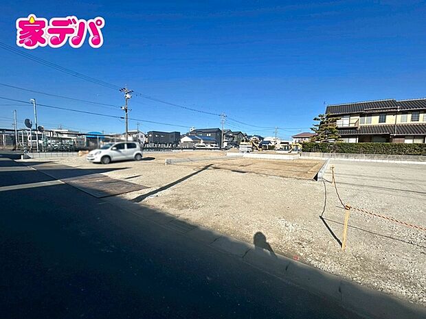 住宅ローンにご不安のあるお客様も、まずはお気軽にご相談下さい。お客様に最適な資金計画と金融機関をご案内いたします。