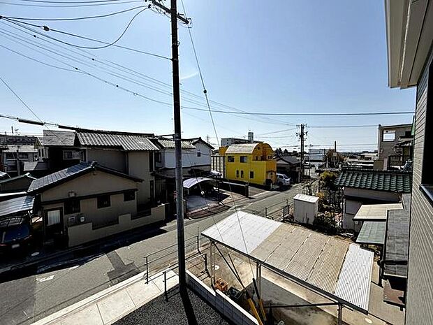 閑静な街並みの眺めは、心も体も落ち着きますね。  