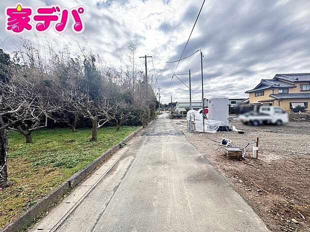 前面道路:東側約4m幅