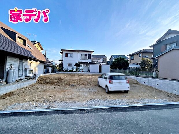 【1号棟】建築予定地です! ・3LDK+畳コーナー(3帖) ・LDK17.2帖 ・全居室収納完備 ・防犯カメラ ・ワイドバルコニー ・水回り家事ラク動線 ・駐車場3台可