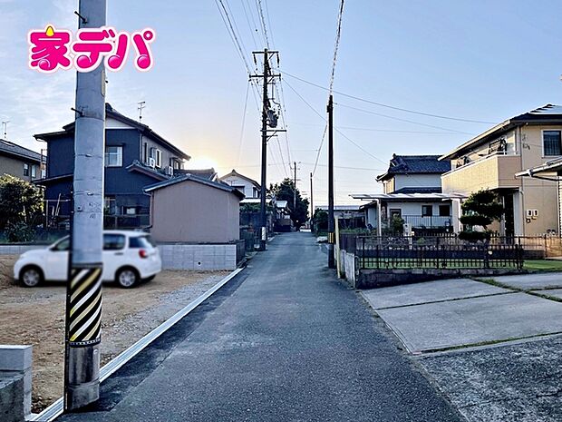 前面道路:北東側約3.8m幅