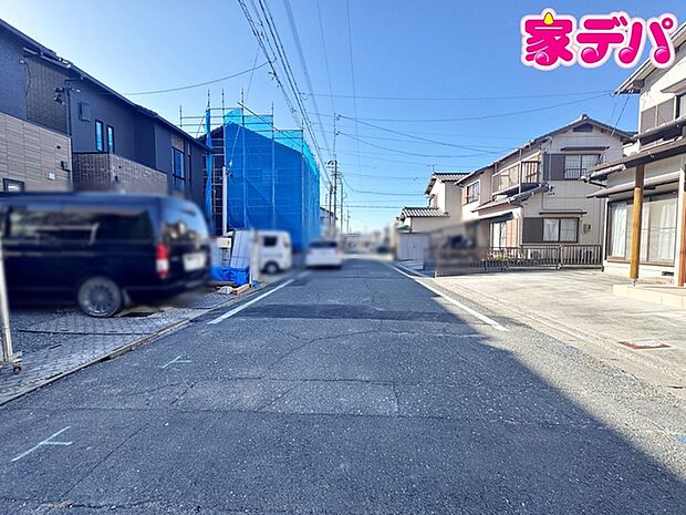前面道路が広いので運転が苦手な方にも安心です