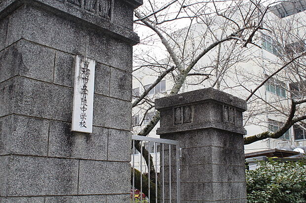 青陵中学校（1730m）