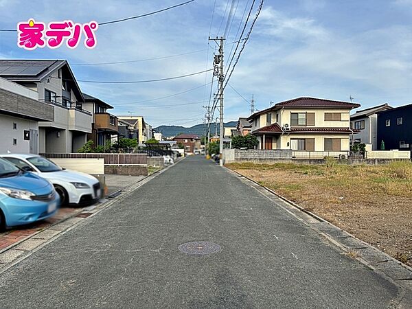 前面道路：北側6ｍ幅