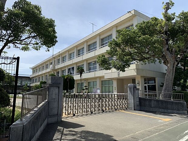 福江小学校(490m)