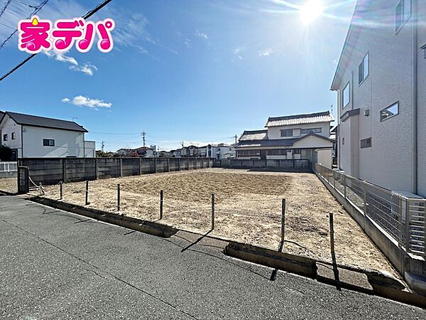 間口も約14ｍあり建物プランが立てやすい整形地！