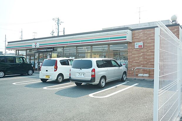 セブンイレブン豊橋高洲町店（430m）