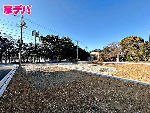 住宅ローンにご不安のあるお客様も、まずはお気軽にご相談下さい。お客様に最適な資金計画と金融機関をご案内いたします。