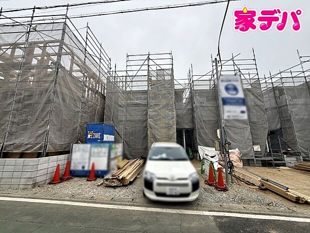 【新築分譲全5棟】ご成約キャンペーン実施中。詳細はスタッフまでお問合せ下さい。(右側の建物になります)