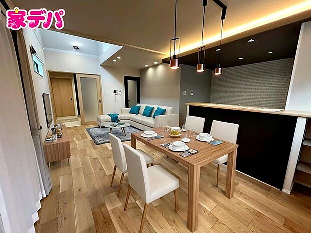 【リビング18帖】 ※掲載の家具・小物はCGによるイメージです。実際の販売価格には含まれておりません。 