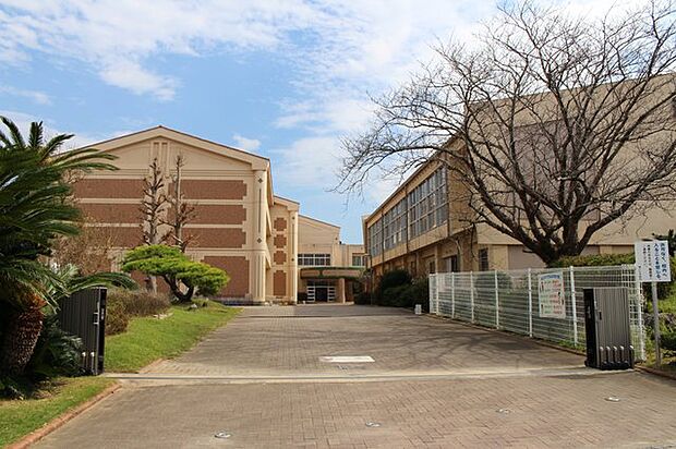 神戸小学校(2400m)