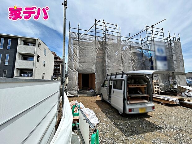 【2号棟】上棟しました! ・長期優良住宅 ・5LDK ・LDK18.2帖、隣接洋室4.4帖 ・全居室収納完備 ・リビング階段 ・インナーバルコニー ・駐車場3台以上