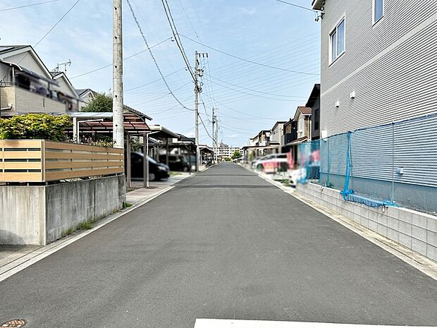 前面道路:北西側約6m幅