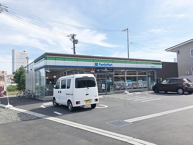 ファミリーマート 豊橋西部団地前店(440m)