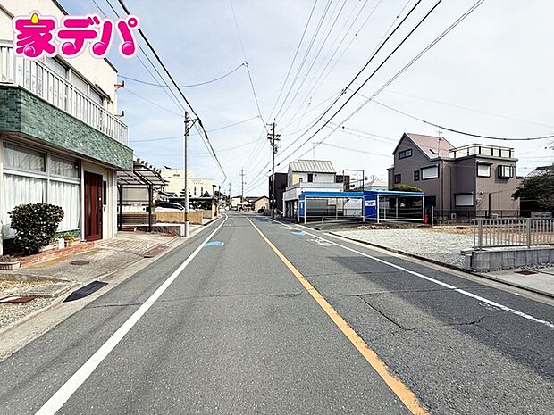 前面道路:北側約8.6m幅