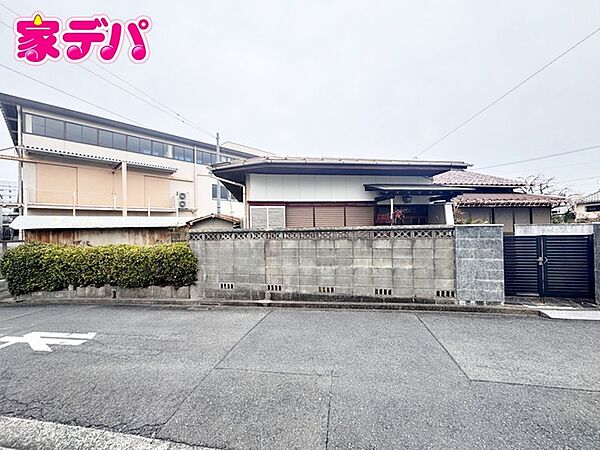 地域に密着した不動産販売でお客様のニーズに、経験豊富なスタッフが柔軟に対応させていただきます。