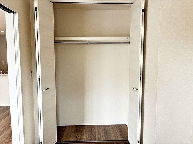 全居室に収納スペースを完備!お部屋の広さを有効に使えます。