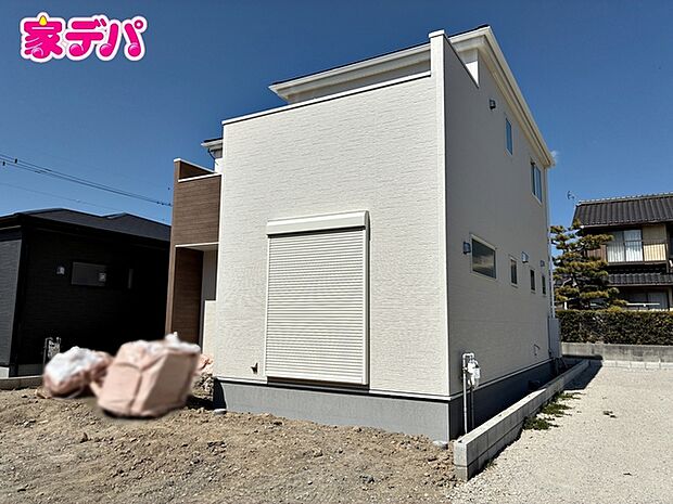 住宅ローンにご不安のあるお客様も、まずはお気軽にご相談下さい。お客様に最適な資金計画と金融機関をご案内いたします。