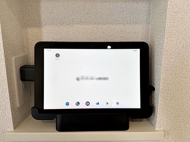 通話や訪問履歴の確認などモニター付インターホンとしても利用できるタブレット
