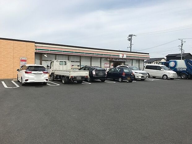 セブンイレブン豊橋南高校前店(1080m)